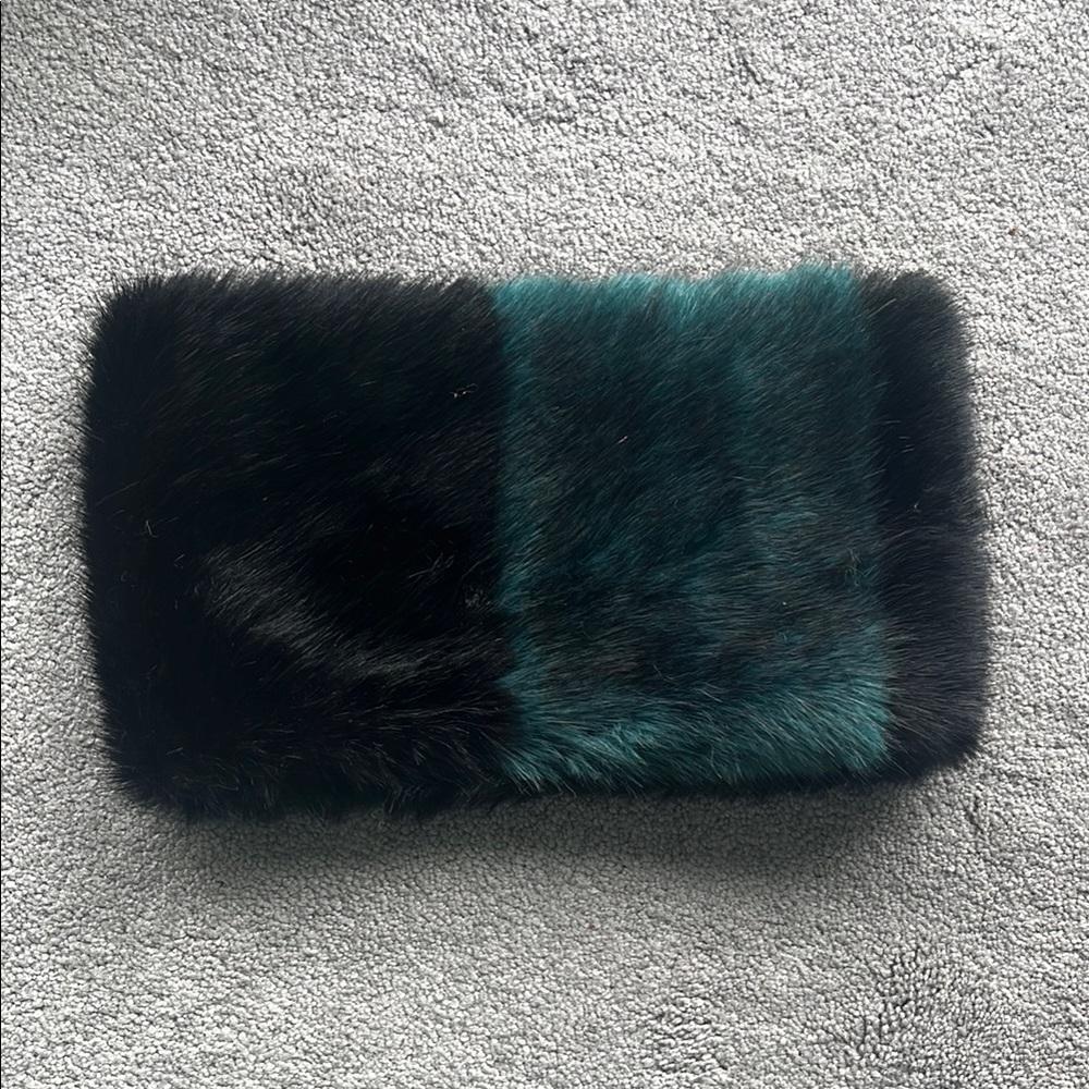 Black and Teal Faux Fur Scarf